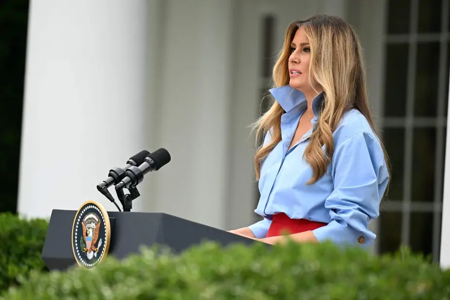 Melania Trump de retour après un mois à l’écart du public