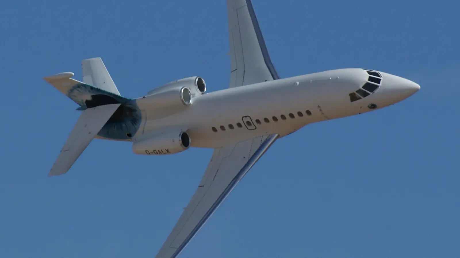 3 Celebrities Who Own A Dassault Falcon 900 Private Jet